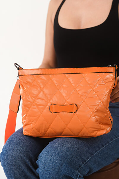 FEMME Γυναικεία πορτοκαλί καπιτονέ τσάντα ώμου με χιαστί λουράκι, κομψή τσάντ...
