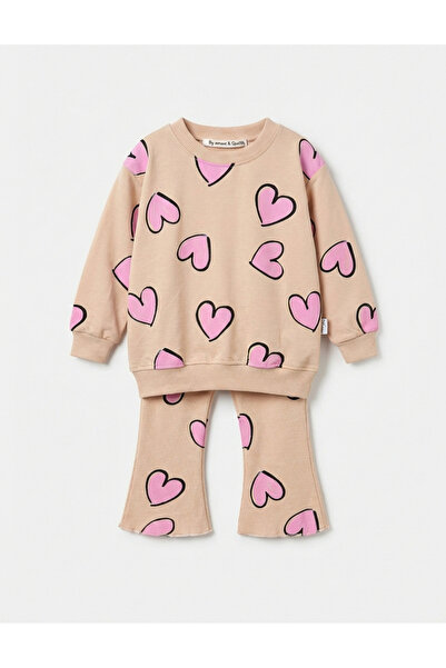 MiniKids Σχέδιο για ενδυμασία με πολλά καρδιές σε μπεζ χρώμα