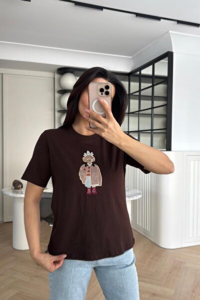 IŞILDA FASHION Μπλουζάκι με λεπτομέρεια εκτύπωσης Işılda