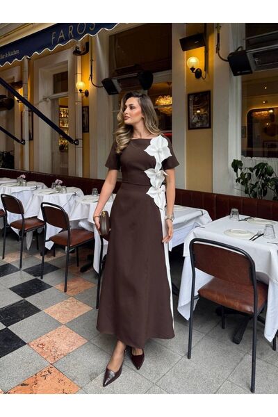 maf collection Γυναικείο Φόρεμα από Κρεπ Ύφασμα Καφέ Ορχιδέα με Λεπτομέρεια Λ...