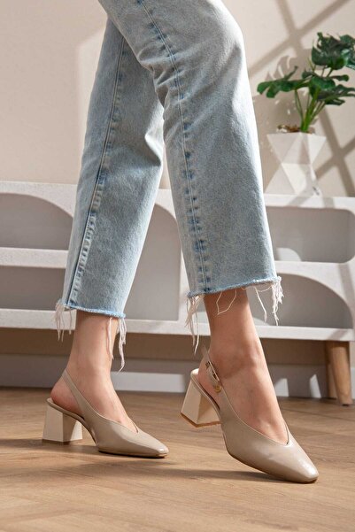 miram shoes حذاء نسائي بكعب عالٍ من الجلد اللامع ذو مقدمة مدببة