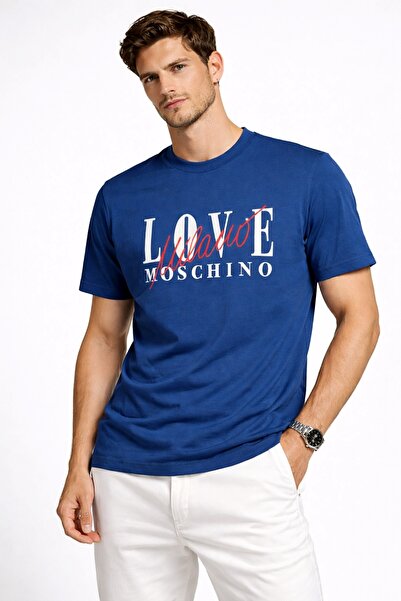 Love Moschino تي شيرت قطني بشعار ميلانو من SLIM FIT