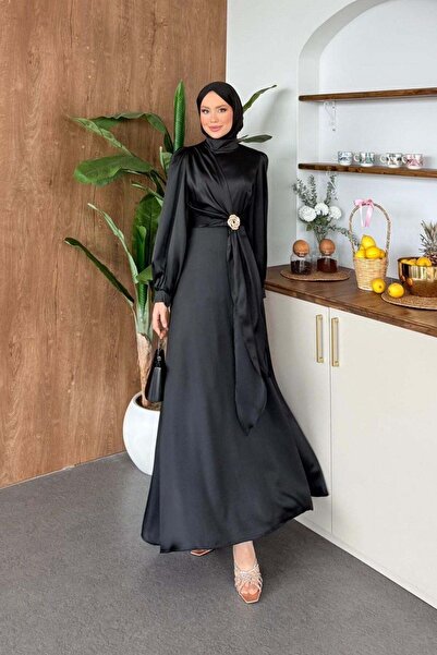 Hazamoda Σατέν βραδινό φόρεμα με αγκράφα στη μέση, μαύρο