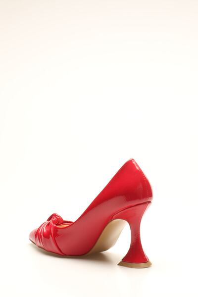 ROVIGO Red Crinkled Patent Leather Women's Heels