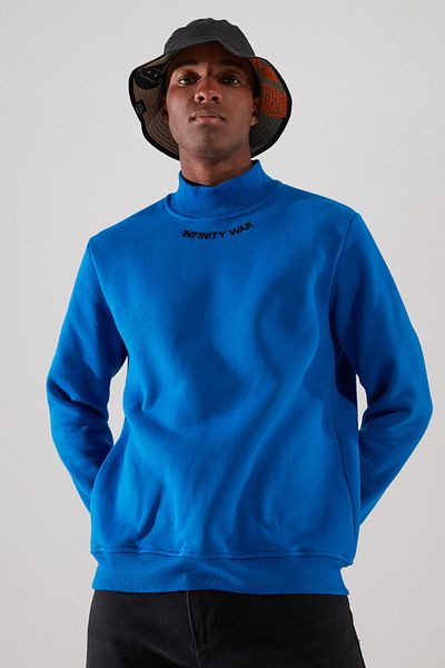 Trendyol Collection Rollkragenpullover mit Stickerei von Saks – Fleece-Schnitt, TMNAW22sw0718