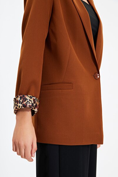 Trendyol Collection Hnědá pravidelná podšívka tkaná blejzrová bunda TWOAW20CE0316