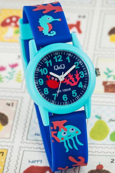 Q&Q Vr89j017y Unisex Waterproof Kids Wristwatch