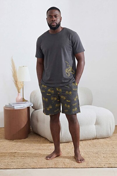 Trendyol Kollektion Anthrazitfarbenes Pyjama-Set mit regulärem Schnitt und Ga...