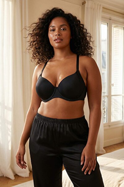 Trendyol Curve Schwarzer, mit Spitze verzierter, fester BH in Übergröße TBBSS...