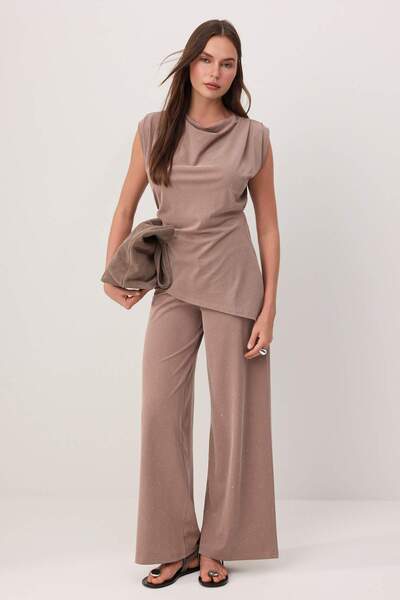 Trendyol Kollektion Koyu Premium Lyocell-Content Nerzfarbener, gerader, weit ...