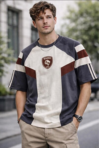 KUN SPORTSWEAR تي شيرت كلاسيكي عتيق الطراز ذو طابع نوستالجي فاخر ومقاس كبير