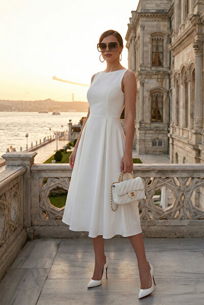 Lela فستان سهرة متوسط الطول بياقة دائرية وجيوب وطيات بقصة عادية فستان 6111963