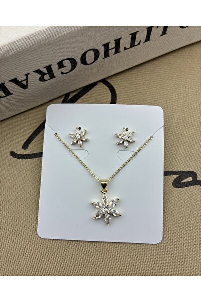 Hedef Bijuteri 14K Gold Renk Zirkon Taşlı Altı Yapraklı Çiçek Kolye Küpe Seti