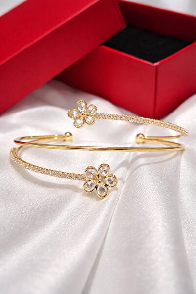 LooRen Butik Gold Rengi Çiçek Taş Detaylı Ayarlanabilir Bileklik LRN007