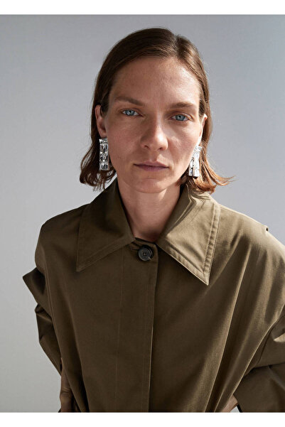 MANGO Woman Uzun gizli düğmeli pamuklu trençkot