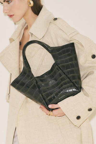 Manuka ΔΕΡΜΑΤΙΝΗ ΤΣΑΝΤΑ TARA ΜΕ ΑΝΑΓΡΑΦΗΜΕΝΟ ΣΧΕΔΙΟ ΣΚΟΥΡΟ ΠΡΑΣΙΝΟ