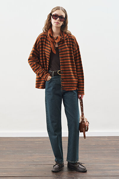 Manuka ΚΑΦΕ ΖΑΚΕΤΑ ΜΕ ΛΕΠΤΟΜΕΡΕΣ ΡΙΓΕΣ