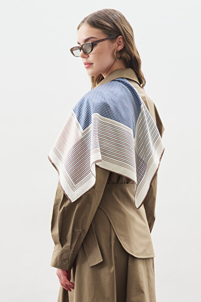 Manuka Φουλάρι με σχέδιο μεσαίου μεγέθους σατέν κλασικό ναυτικό