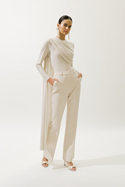 Manuka ΜΠΛΟΥΖΑ ΜΕ ΛΕΠΤΟΜΕΡΗ ΣΤΟΙΧΕΙΑ ΠΕΛΕΡΙΝΑ ΠΕΡΛΕ