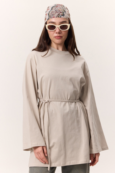 Manuka Übergroßes T-Shirt mit Steinschnürung