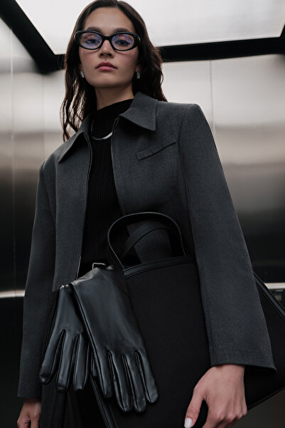 Manuka Anthracite Color Classic Cut Crop Blazer Jacket