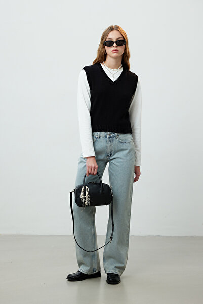 Manuka V-AUSSCHNITT Strickpullover Schwarz