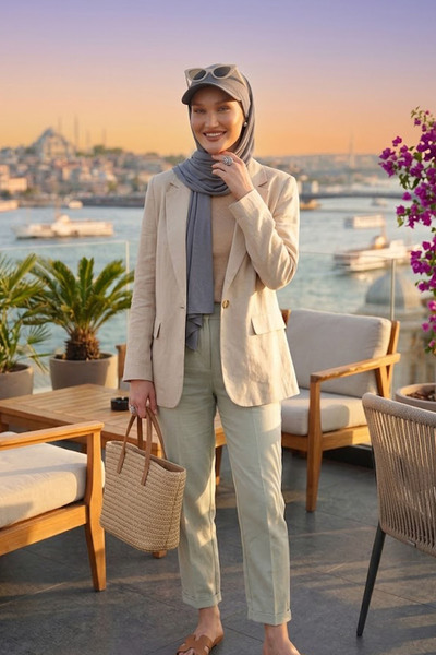 Ritagarcia Sandy Shawl με καπέλο