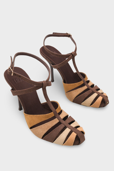 LOJO حزام نسائي رفيع بتفاصيل أنيقة T حذاء بكعب Clivati Brown Garni