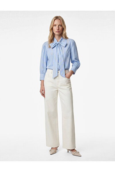 Koton Πουκάμισο με λεπτομέρεια γραβάτας, μακριά μανίκια μπαλόνι και κουμπιά Π...