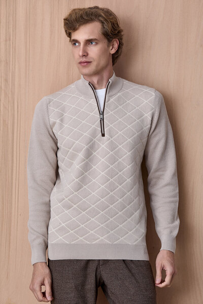 SMILE Borger Light Beige Cotton Short Zippered Knitwear