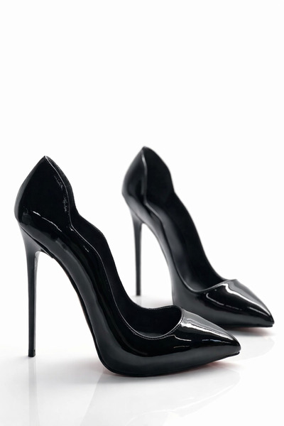 HAYYSHOES LYRA Siyah Rugan Love Stiletto 1 Cm Gizli Platformlu Kadın Yüksek T...