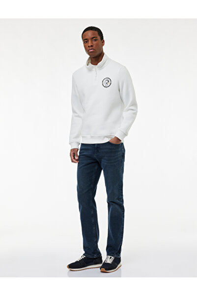 Koton Long Sleeve Fleece-Lined Half Zip Licensed Snoopy Printed Sweatshirt