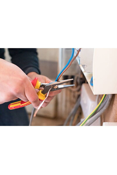 Stanley 0-84-007, VDE maxsteel long nose pliers, 200 mm, blister