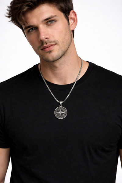 MakeWell Men's Compass Pendant Stainless Steel Non Tarnish Chain Necklace Vin...