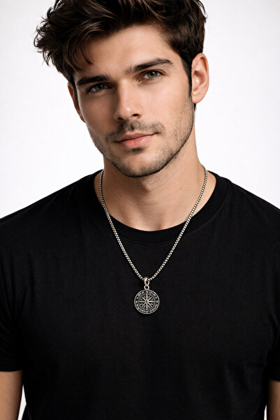 MakeWell Men's Compass Pendant Stainless Steel Non Tarnish Chain Necklace Vin...