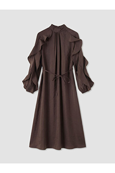 LC Waikiki RMZ GİYİM FARKIYA فستان نسائي بياقة روبا مزينة بكشكشة