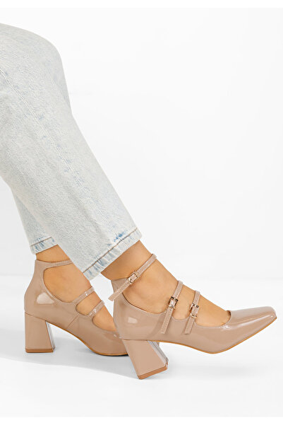 B T Shoes Γόβες λουστρίνι Renelia μπεζ