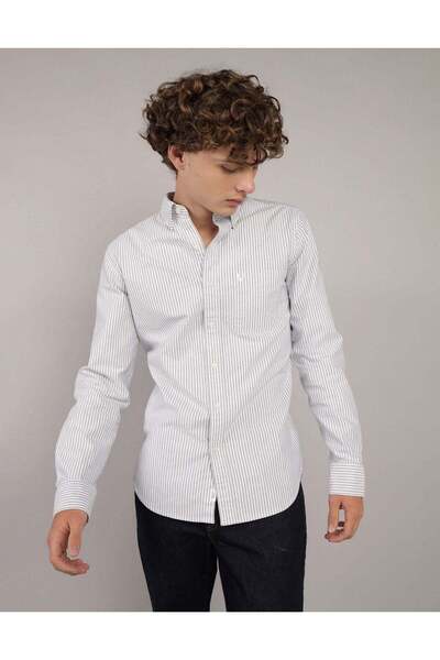 AMERICAN EAGLE AE Everyday Striped Oxford Button-Up Shirt