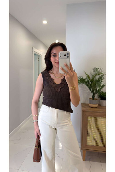BİRCANÇİL Alen Brown Lace Back Sleeveless Knitwear