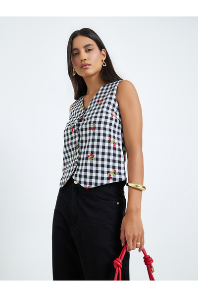 Styli Black Gingham Sleeveless Waistcoat
