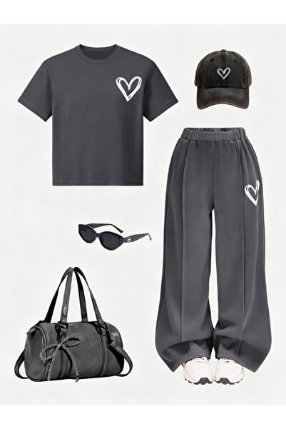 Take Two By Styli Girls Grey Heart Print T-Shirt and Wide Leg Pants Set