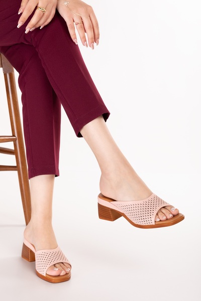 Gondol Women's Genuine Leather Short Heeled Daily Slippers Iz.12138 Powder