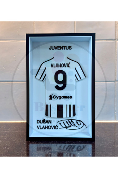 Bi'şeyler Sepeti Dušan Vlahović - Juventus FC - Forma İmzalı Çerçeve Hediyeli...