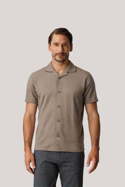 İgs Men's Beige Patterned Camp Collar Shirt – Stylish and Modern Summer Wear
