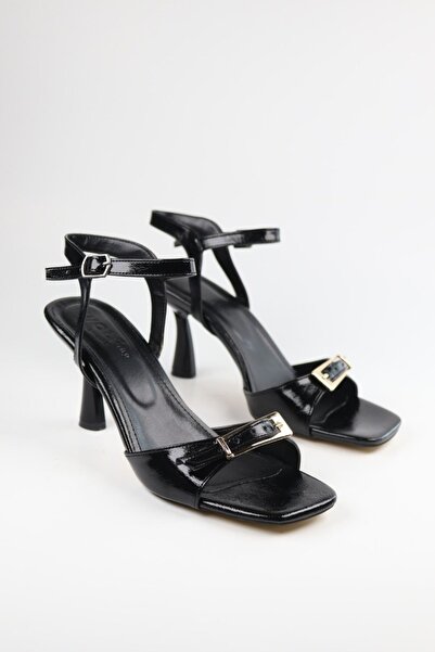 CİRON SHOES χρυσή αγκράφα με λεπτομέρειες Γυναικεία παπούτσια με ψηλό τακούνι...