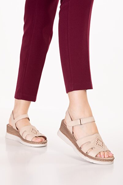 Gondol Genuine Leather Comfort Sole Comfortable Daily Sandals Imk.2602 Beige