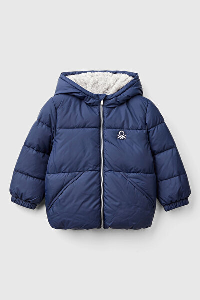 United Colors of Benetton Μπλε ναυτικό μπουφάν με λογότυπο στο αριστερό μέρος...