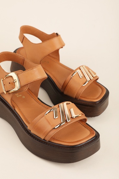 Gondol Genuine Leather Platform Sole Sandals Pkr.2401 Tan