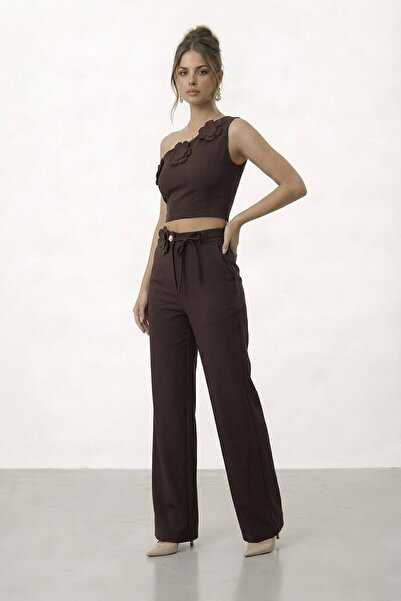 VAGGON One-Shoulder Crop Top and Floral Accessory Pants Set