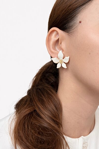 Ressia Sparkling Leaf Model White Enamel Earrings
